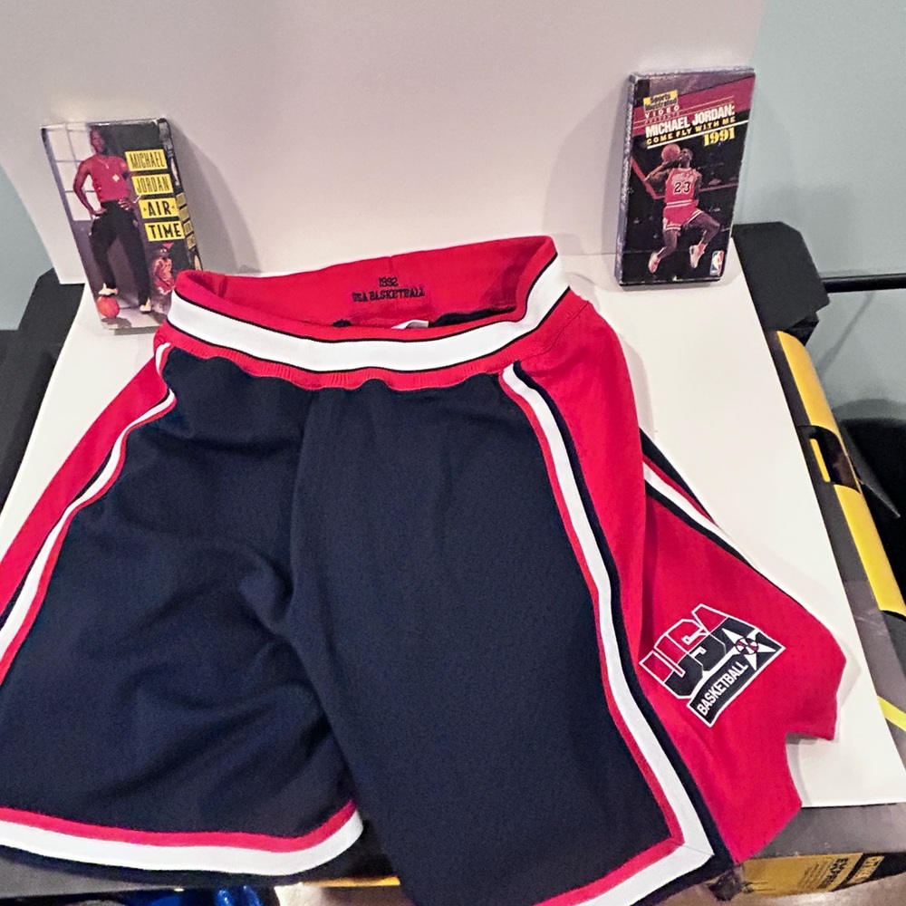 Mitchell & Ness Team USA 1992 Dream Team Shorts Size L